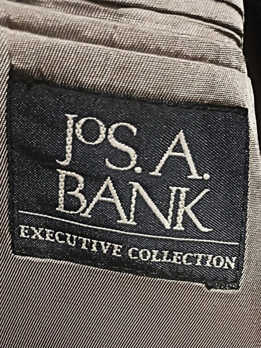 Joseph A. Bank Men Grayish Brown Plaid Glen 2 Piece Suit  42L